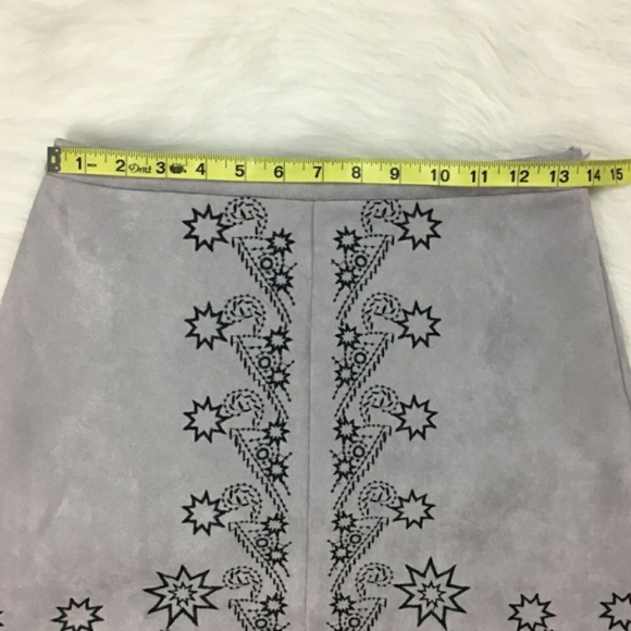 LF Seek the Label Embroidered Suede Mini Skirt - Picture 2 of 3